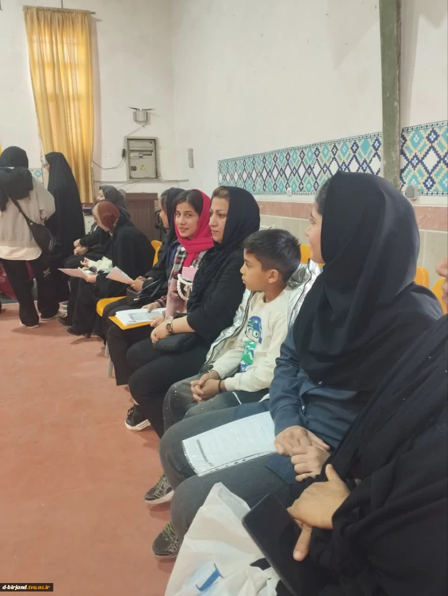گزارش ثبت‌نام دانشجویان جدیدالورود آموزشکده دختران بیرجند 2