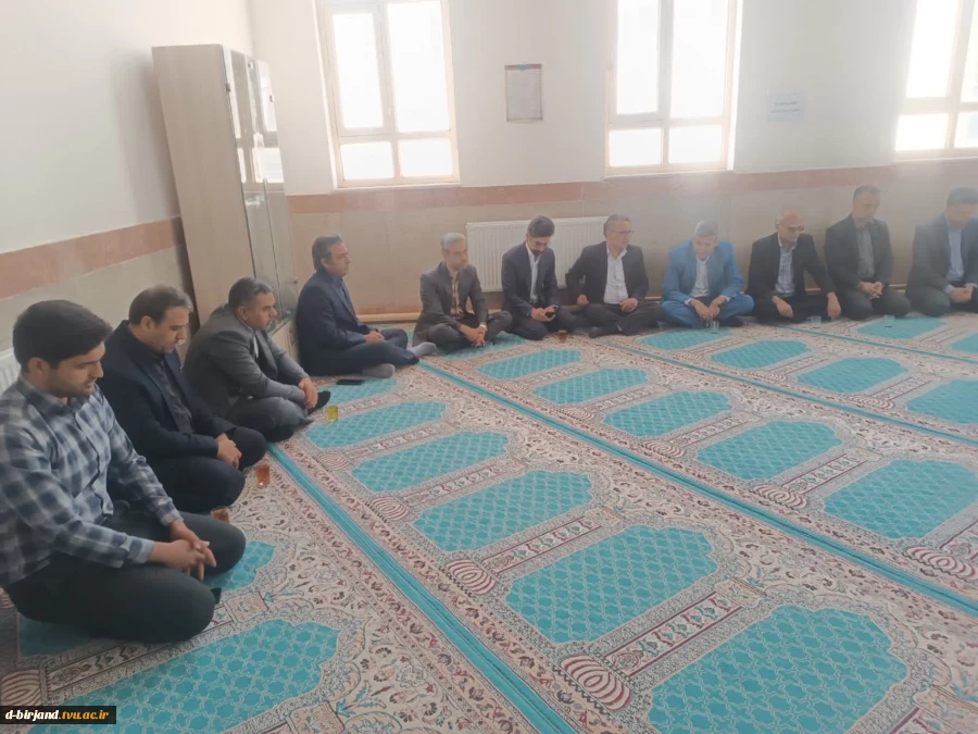 دیدار جناب دکتر زمانی ریاست  دانشگاه ملی مهارت، با کارکنان دانشگاه ملی مهارت استان خراسان جنوبی 4