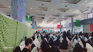 برگزاری میزخدمت دانشگاه ملی مهارت-آموزشکده دختران بیرجند در محل  نماز جمعه 2